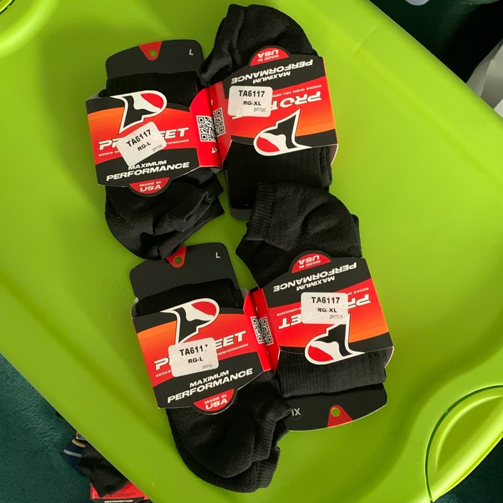 Pro-feet ankle socks  4 pair